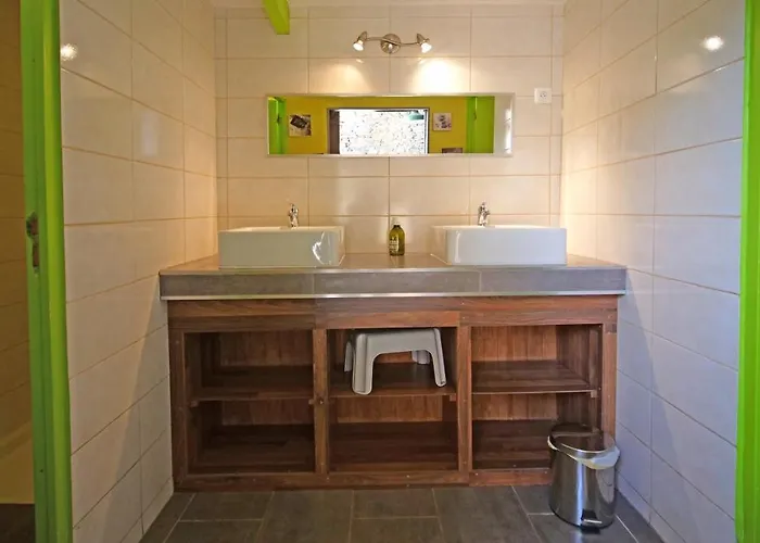 Lodge Aux Yourtes De La Fabrique Saint-Florent-des-Bois